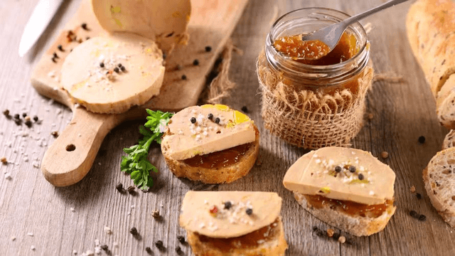 Foie-Gras de canard entier du Périgord Médaille d'Or 2024